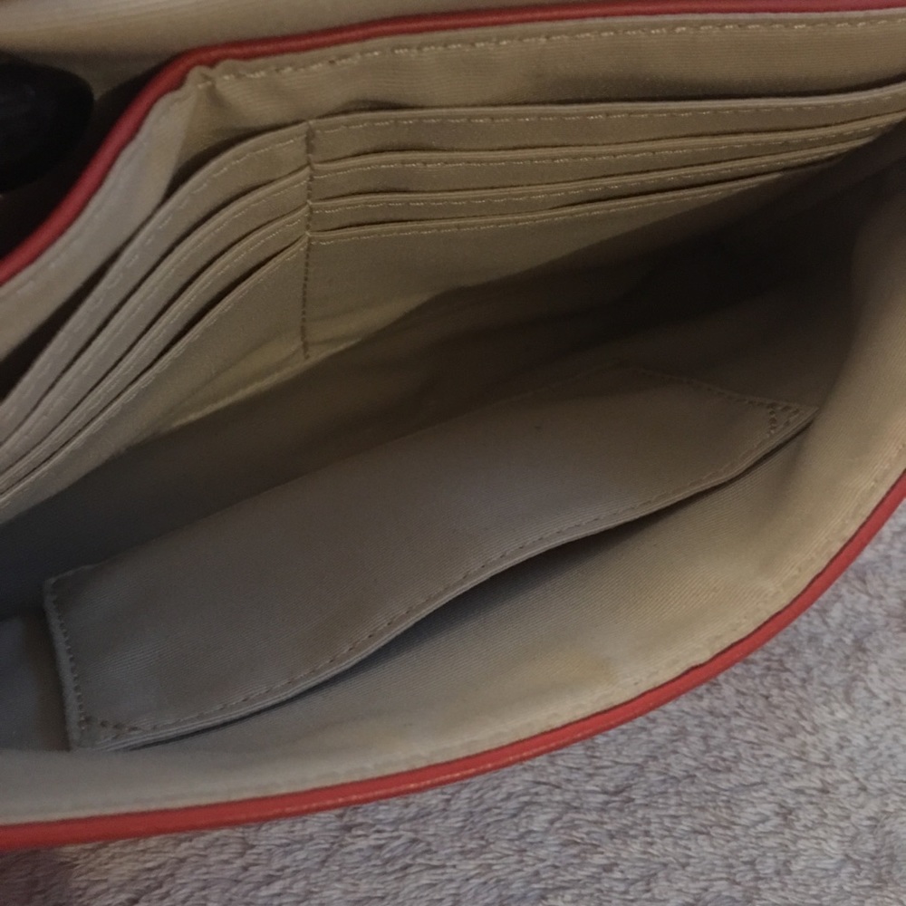 (Authentic) Coach🔸Wristlet - Picture 4 of 6